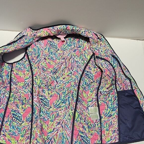 Lilly Pulitzer Quilted Vest - Palm Reader Blake - Picture 13 of 16